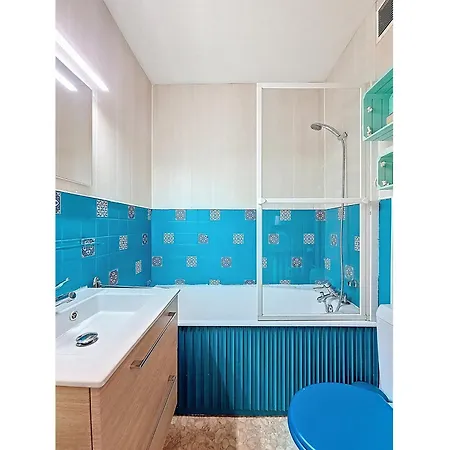 Cosy A Pour 2 Personnes - Fr-1-818-115